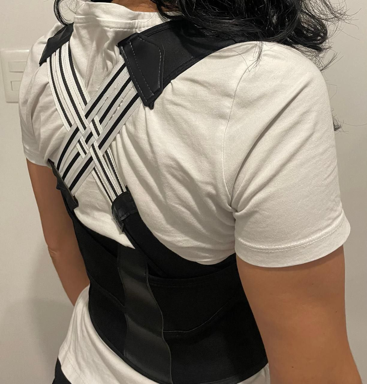 Corrector De Postura Ajustable Unisex